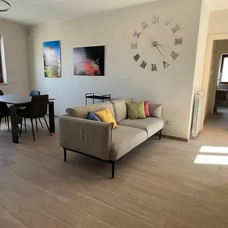 Sotto Le Mura, Ponti Apartment